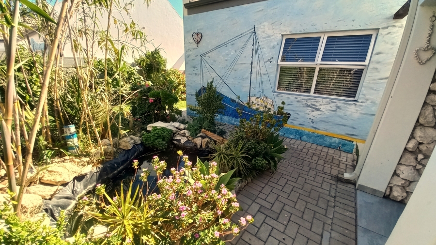 3 Bedroom Property for Sale in Kleinkoornhuis Western Cape